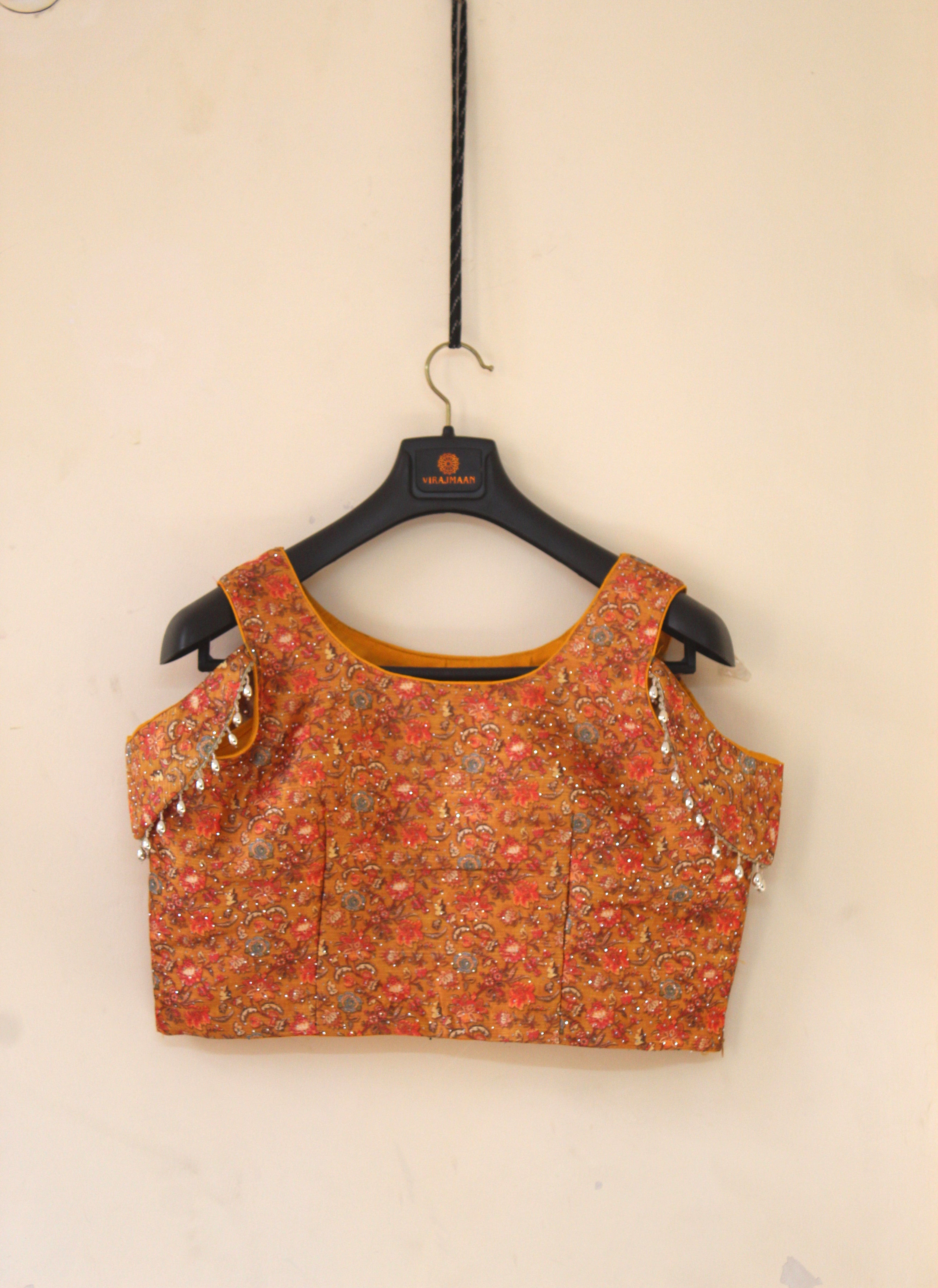 /storage/photos/1/Products/Lehenga/g lehenga new3.jpg